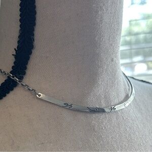 Metal Etched Choker Necklace Silver Tone Oval Link Chain